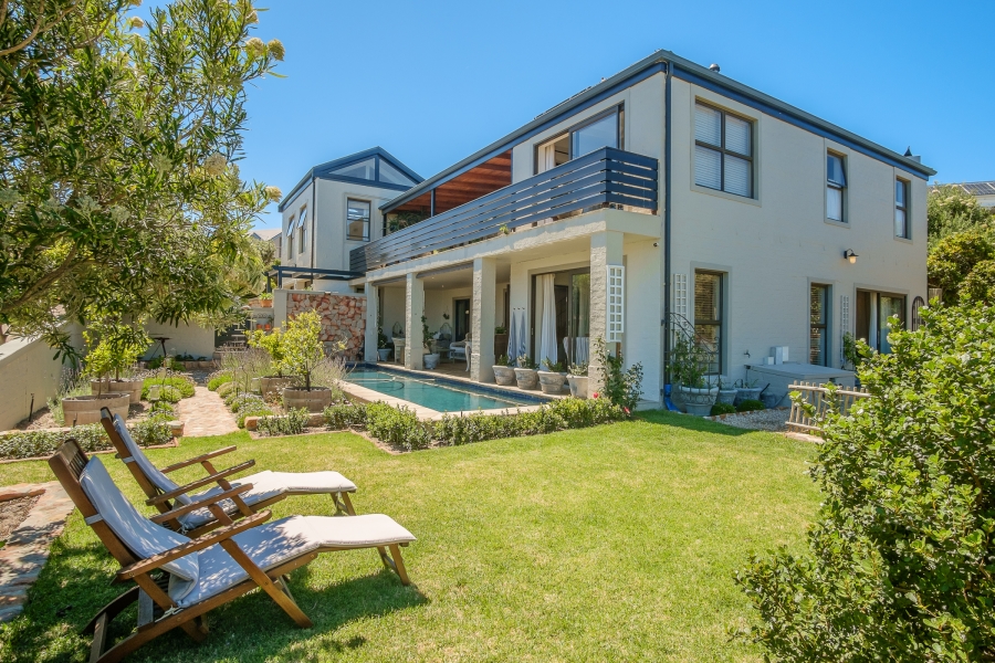 4 Bedroom Property for Sale in Stonehaven Estate Western Cape